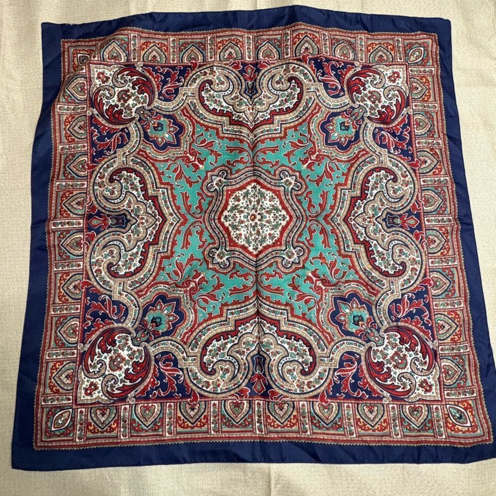 Vintage Silk Twill Paisley Scarf Navy Teal Red 30” Sq. Classic Medallion Print - Picture 3 of 9